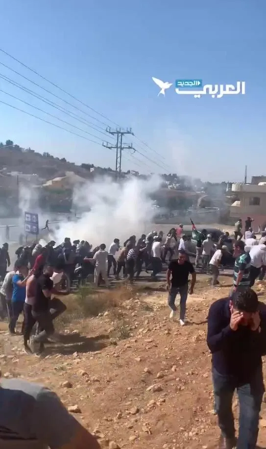 Yüzlerce Ürdünlü, İsrail'in Gazze'ye saldırılarını protesto için Filistin sınırına yürüdü-2