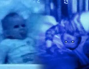 Bebeğinin odasına kamera koydu görüntüleri izleyince kanı dondu