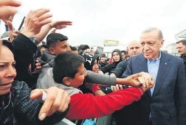 Afet bölgesine sel olup aktık