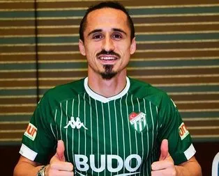 Serdar Özkan kaldı
