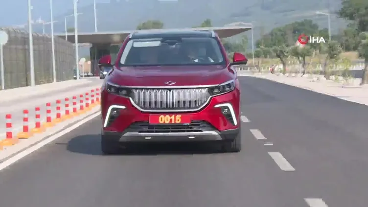 Bakanlar TOGG tesislerini gezdi