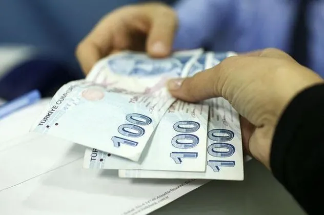 Son dakika... 2018 emekliye maaş ve bayram ikramiyesi müjdesi! Emekli bayram ikramiyeleri ve maaşları ne zaman yatacak?
