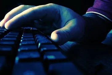 Sosyal medya üzerinden cinsel şantaj! Görüntüleri kaydedip milyonluk vurgun yaptılar