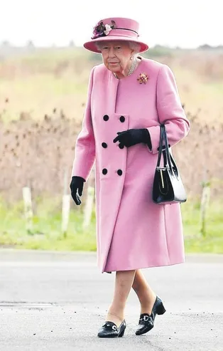 Kraliçe Elizabeth hayatını kaybetti! İngiltere'de görülmemiş bir yas ilan edildi