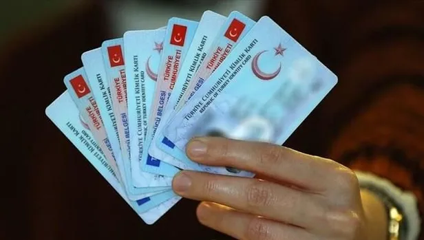 cipli-kimlik-kartlarinda-yeni-donem-ehliyetin-yoksa-sana-ceza-yazarim-sozu-tarih-olacak-1600269662936.jpeg