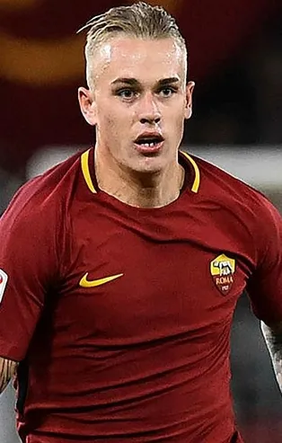 Beşiktaş'tan Çizme’de sağ bek avı