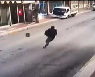 Denizlide depremden kaçan vatandaş ölümden kıl payı kurtuldu