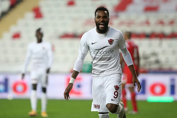 hatayspor-antalyasporu-ezdi-gecti-6-0-1609265669392.jpg Hatayspor Antalyaspor'u ezdi geçti: 6-0-3