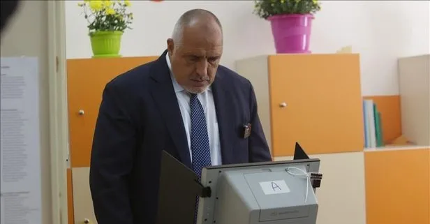 Bulgaristan’da eski Başbakan Boyko Borisov’un partisi GERB seçimleri ilk sırada bitirdi