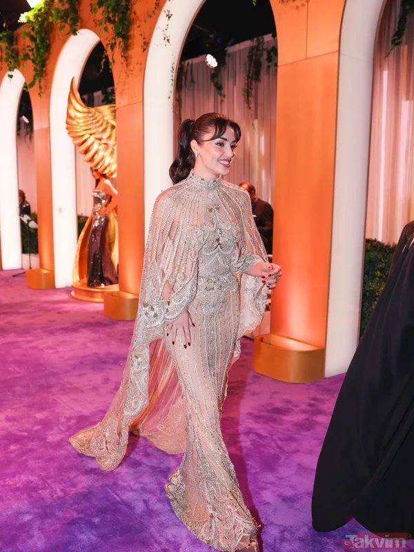 Paris Hiton'dan Hande Erçel'e kalpli yorum! Güzelliği Türkiye sınırlarını aştı - 7