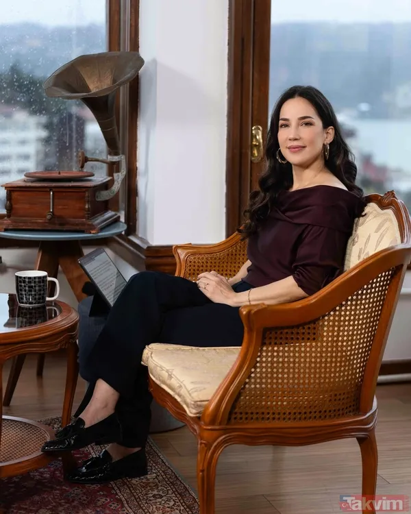 Kayahan’ın kızı Beste Açar ile İpek Açar arasındaki tartışma alevlendi: Eyşan gerçekmiş! - 3