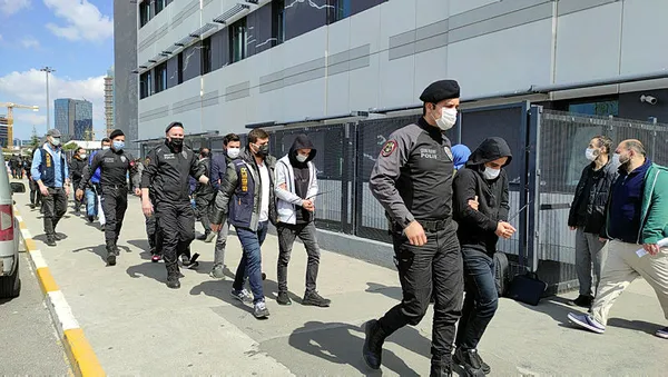 son-dakika-thodex-vurgununda-yeni-gelisme-eski-calisan-her-seyi-tek-tek-anlatti-muhbir-tutmus-1619447577780.jpg SON DAKİKA! Thodex vurgununda yeni gelişme! Eski çalışan her şeyi tek tek anlattı: Muhbir tutmuş-2