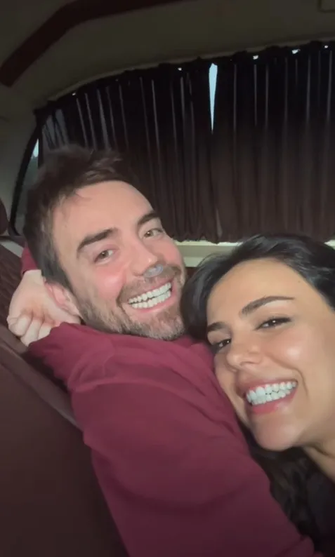 ozgu-kayadan-murat-dalkilica-romantik-klip-nice-yillarimiza-sevgilim-1775215258797.jpg Özgü Kaya'dan Murat Dalkılıç'a romantik klip! “Nice yıllarımıza sevgilim”-5