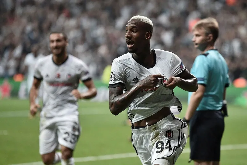galatasaraya-talisca-mujdesi-ilk-gorusme-tamam-1728725863054.jpeg