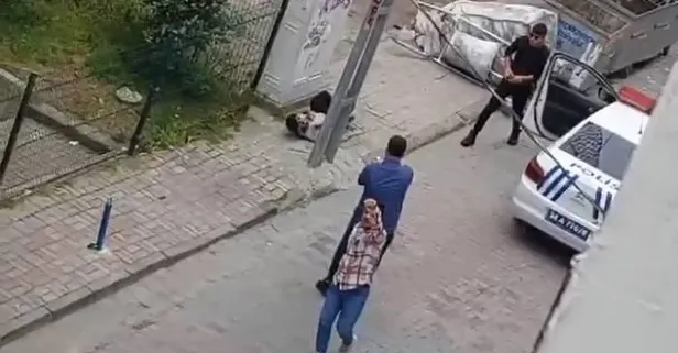 Küçükçekmece'de bıçaklı saldırı! Etrafa tehditler savurup vatandaşı yaraladı: Polis ekipleri ateş ederek durdurabildi