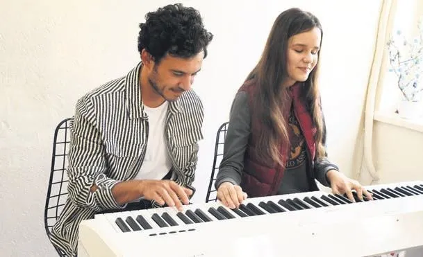 demet-seneri-gururlandiran-haber-eski-mankenin-yegeni-dunya-capinda-basariya-imza-atti-1645644172931.jpeg Demet Şener'i gururlandıran haber! Eski mankenin yeğeni dünya çapında başarıya imza attı-10