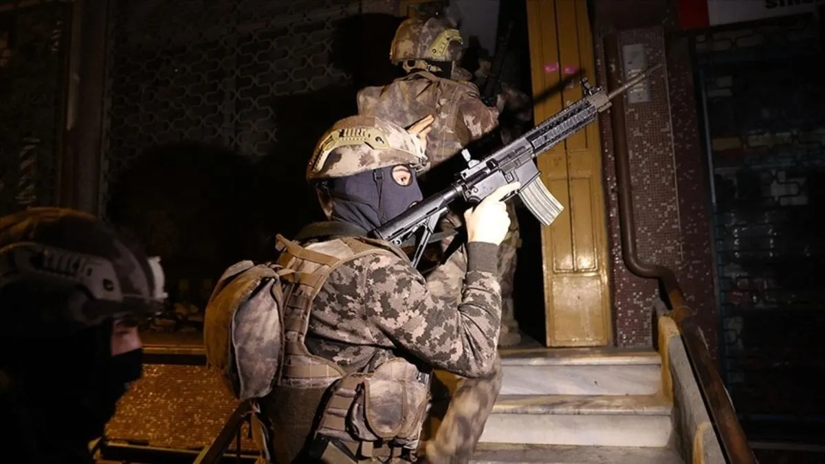 İstanbul'da DEAŞ operasyonu: 13 kişi gözaltına alındı