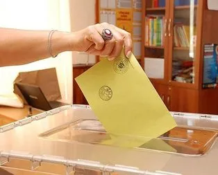 Nisan’da referandum