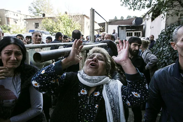 sputnikin-emreni-patronu-margarita-simonyan-turkleri-tehdit-etti-lavrovu-dinlemeseler-soyguyu-dinleyecekler-1602442409070.jpg Sputnik'in Ermeni Patronu Margarita Simonyan Türkleri tehdit etti: Lavrov'u dinlemeseler, Şoygu'yu dinleyecekler-3