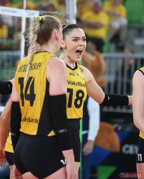Ünlü voleybolcu Zehra Güneş’in kardeşi bakın kim çıktı meğer o da ünlüymüş! Güzelliğiyle ablasına rakip oldu gören inanamadı - 2