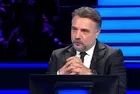 "Gözyaşlarım Anlatır" adlı şarkıyı kim seslendirmektedir?