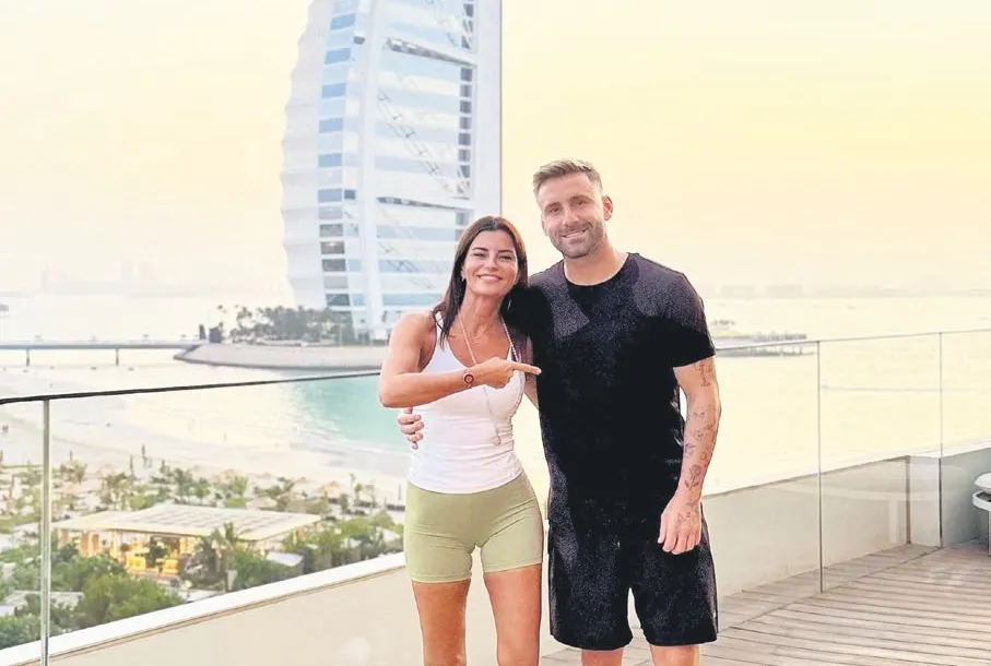 Ece’den Shaw’a yoga dersi