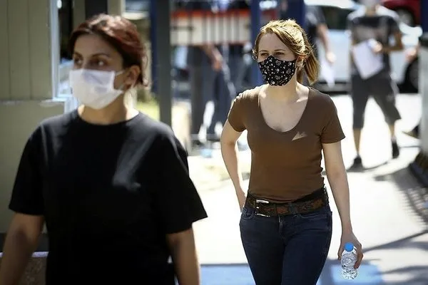 son-dakika-sokaga-cikma-kisitlamasi-sona-erdi-yeni-kisitlama-saati-1606028877193.jpg SON DAKİKA: 14 saatlik sokağa çıkma kısıtlaması sona erdi! Yeni kısıtlama saat kaçta başlayacak? Bugün kimler dışarı çıkabilecek? İşte tüm detaylar...-3