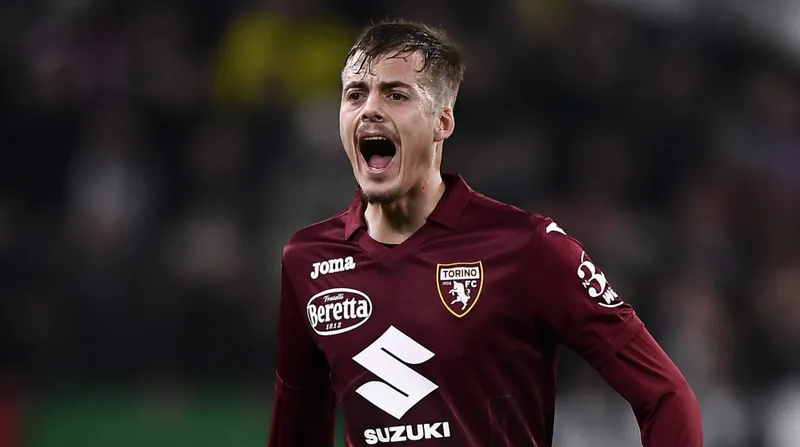 galatasaray-transferde-sezonu-aciyor-yildiz-futbolcu-aciklanarak-sov-baslayacak-1718082619983.jpg Galatasaray transferde sezonu açıyor! Yıldız futbolcu açıklanarak şov başlayacak...-18