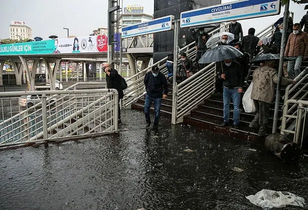 SON DAKİKA: İstanbul'da sağanak yağış etkili oluyor! HAVA DURUMU | 29 Ekim'de hava nasıl olacak?-2