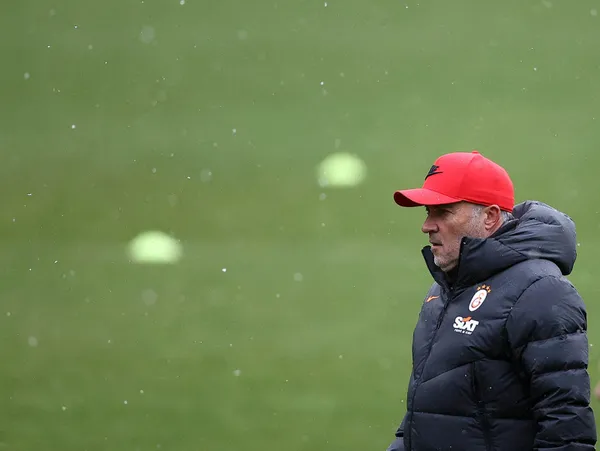 galatasaraylilari-korkutan-istatistik-domenec-torrentin-flamengo-performansi-da-ic-acici-degil-1642243815393.jpg Galatasaraylıları korkutan istatistik! Domenec Torrent'in Flamengo performansı da iç açıcı değil-4