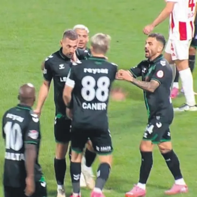 Caner ve Burak kadro dışı