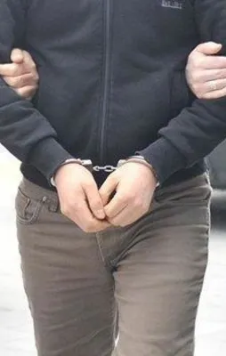 FETÖ'den aranan eski hakim bağ evinde yakalandı