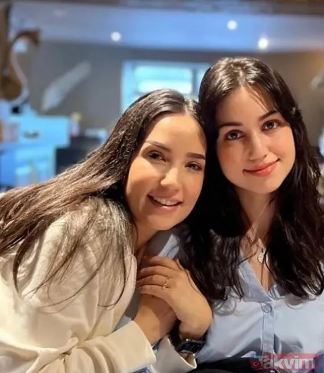 47 yaşında 2. kez anne olmuştu! İpek Açar’dan oğluyla yepyeni kare: “Maşallah” Alper Kömürcü’nün biricik oğlu ve eşi... - 22