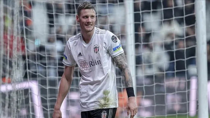 Hollandalı golcü Wout Weghorst menajerler aracılığıyla Beşiktaş'a teklif edildi-3
