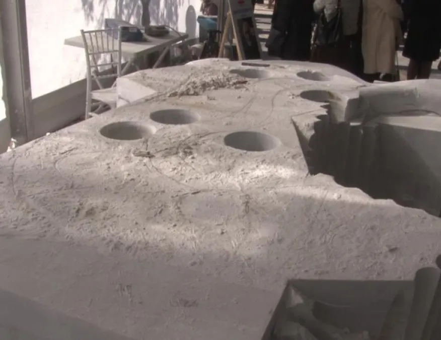 CHP’li belediye heykellerden vazgeçemiyor!