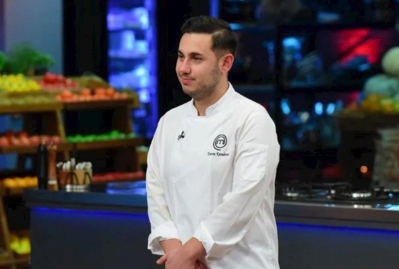 Masterchef Kıvanç Karadeniz ağzı açtı yumdu gözünü! Herkesi tek tek açık etti! Haram olsun 5 para etmezsiniz...