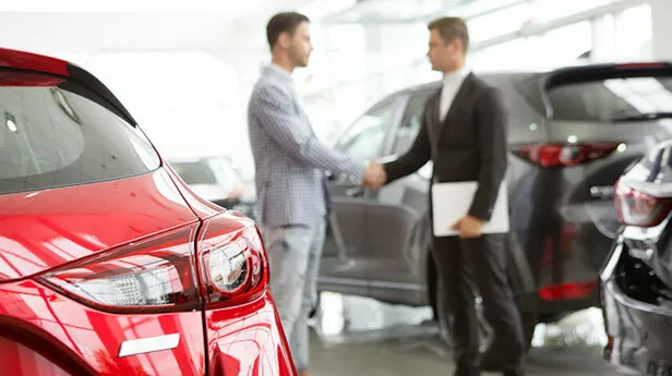 2-el-otomobil-piyasasi-vatandasin-huyuna-suyuna-gitti-2-elde-indirim-ustune-indirim-mujdesi-simdi-araba-alinir-mi-iste-son-durum-1613472895791.jpg 2. elde indirim üstüne indirim müjdesi! 2. el otomobil piyasası vatandaşın huyuna suyuna gitti! Şimdi araba alınır mı? İşte son durum-5