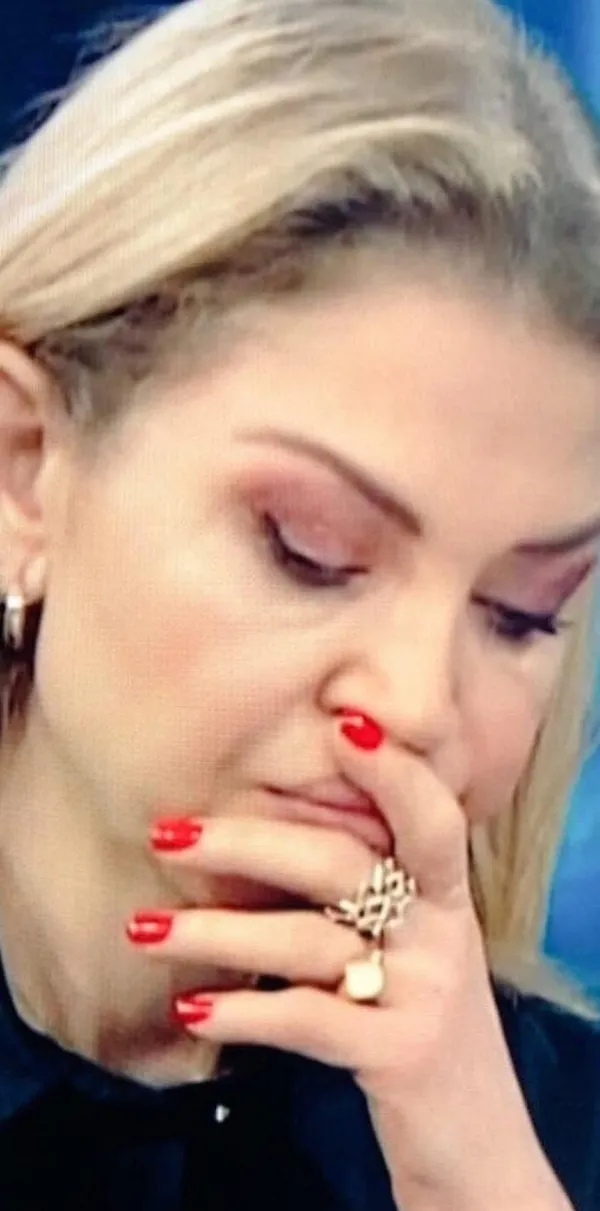 doviz-kurunun-surekli-dusmesi-muhalif-medyanin-yuzunu-de-dusurdu-1640168844196.jpg Muhalif medyanın kirli yüzü ortaya çıktı! Meğer doların düşmesini istemiyorlarmış: Yüzleri böyle düştü-3