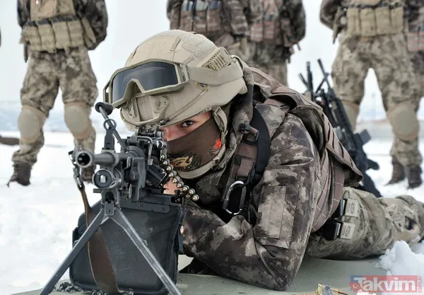 Kars'taki kadın PÖH'ler ve polisler görevlerinin başında! Teröristlerin korkulu rüyası - 9