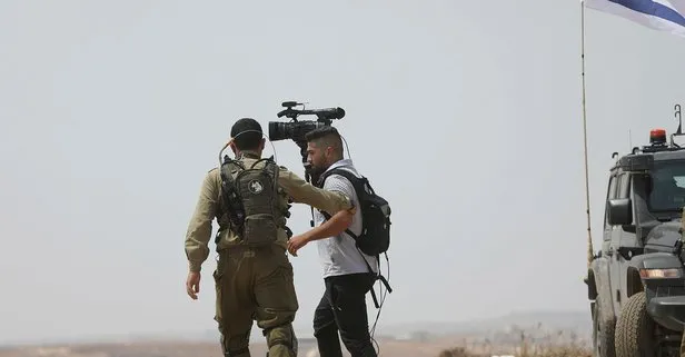 İşgalci İsrail askerleri Batı Şeria’da 7 gazeteciyi gözaltına aldı!
