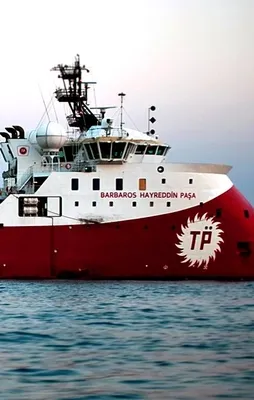 Türk gemisini gören Rumlar panikledi