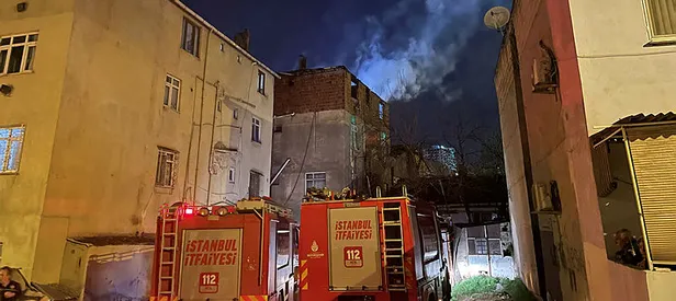 Kartal’da alevler geceyi aydınlattı