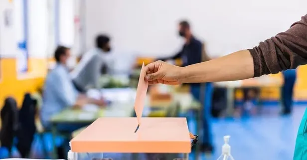 AVM'ler açık mı, kapalı mı olacak? 14 Mayıs Pazar 2023 bugün yarın AVM'LER AÇIK MI? Alışveriş merkezleri kaçta açılacak kapanacak? Seçim günü çalışma saatleri nasıl?