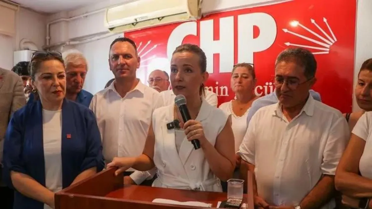 CHP'nin Bandırma'daki delege seçimlerinde bir skandal daha: "Bir partide 8 tane mühür varsa bu bir sorundur"