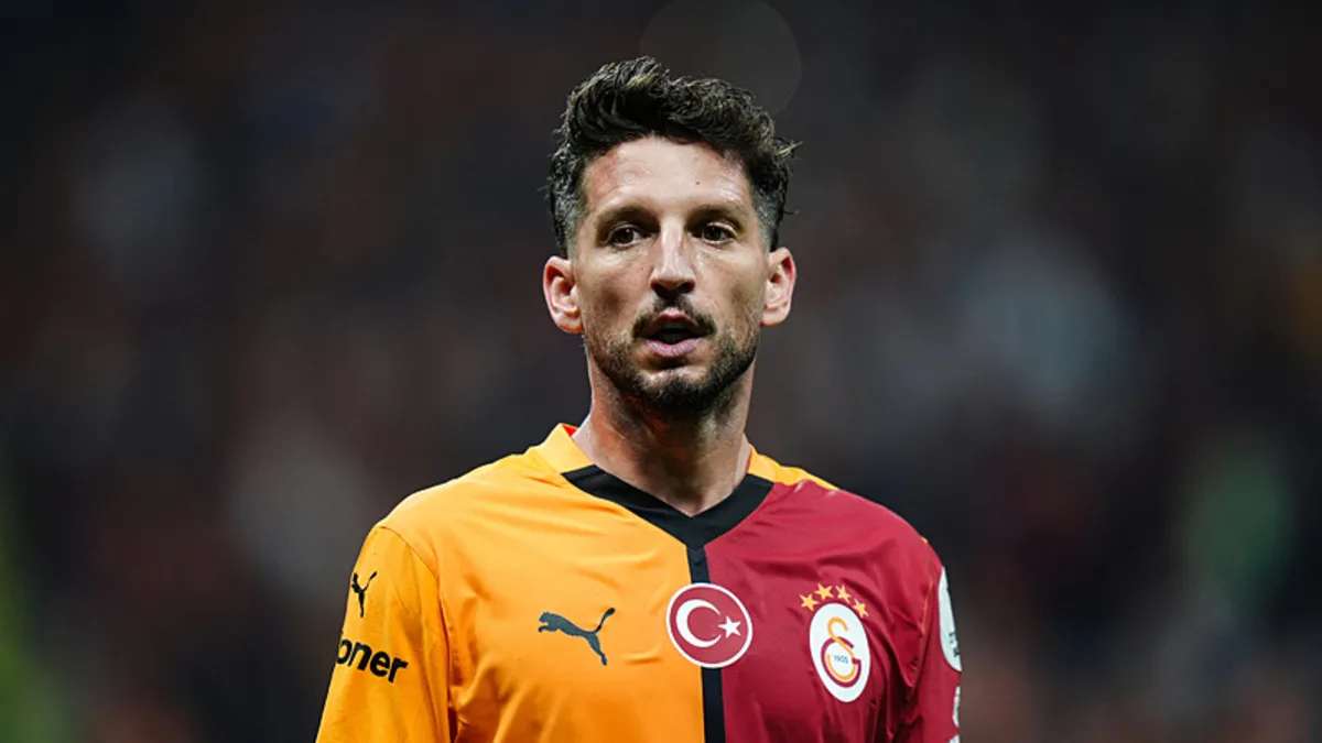 Dries Mertens futbolu bıraktı!