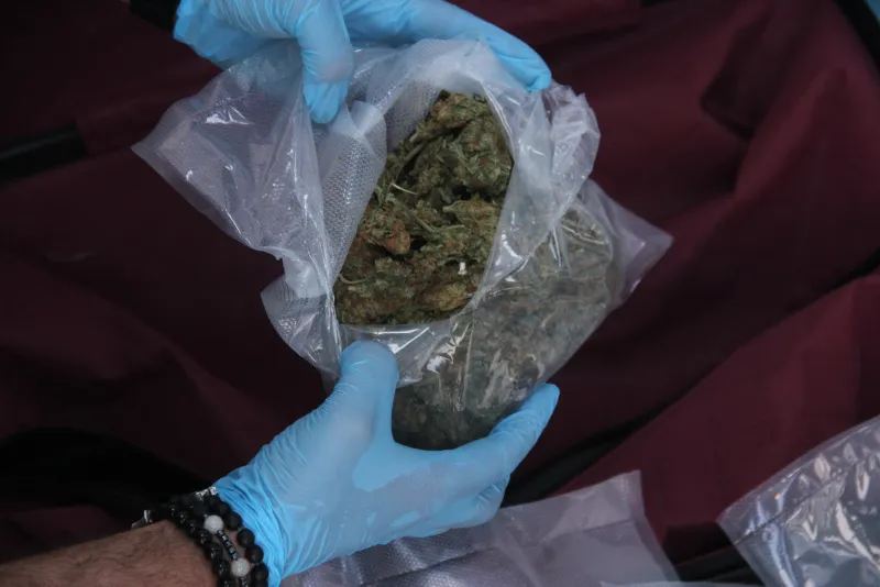 Uyuşturucuyla yakalanan 'Business Class' yolcuları: Kebap yemeye geldik - 5