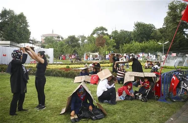 Türkiye Demokrasi Nöbeti'nde meydanları doldurdu-1