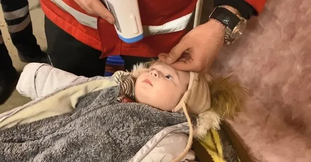 Ukrayna Rusya savaşından kaçan 7 aylık Asia Romanya Siret Sınır Kapısı’nda UMKE ekipleri tarafından tedavi edildi