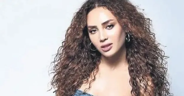 "Yarı Çıplak" yeniden Rabia Tunçbilek'in sesinden! Bomba gibi geliyor