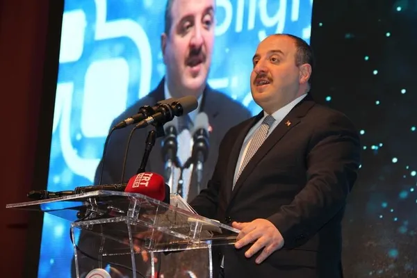 bakan-varank-duyurdu-200-bin-liralik-hibe-destegine-basvuru-suruyor-1579789396245.jpg Bakan Varank duyurdu: 200 bin liralık hibe desteğine başvuru sürüyor-1